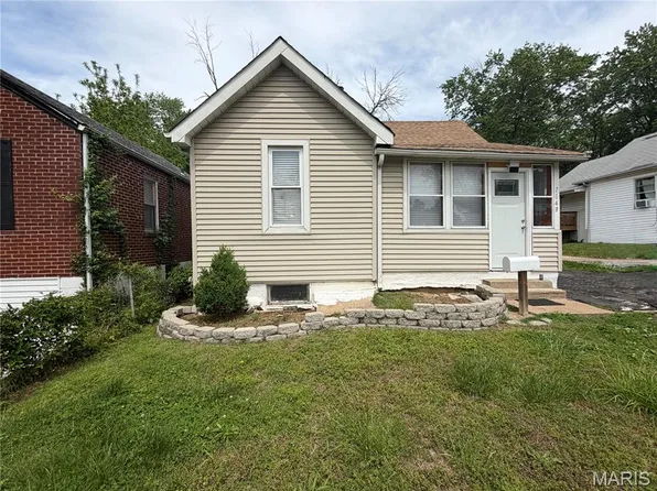 7043 Florence Pl, Saint Louis, MO 63136