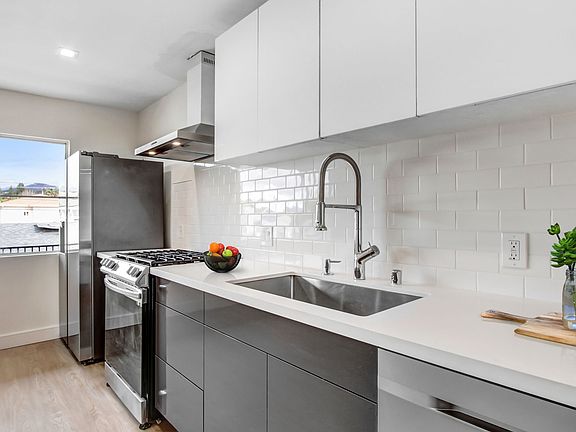 2nd image of 1443 N Avenue 47 #17