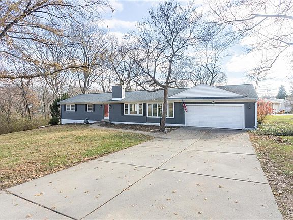 2nd image of 4538 Du Bourg Ln