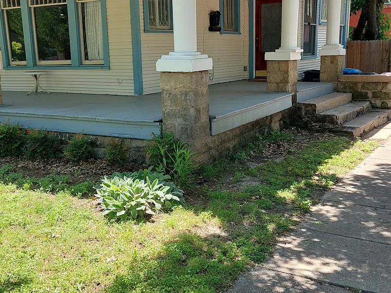 1800 Alston Ave #B — Photo 2