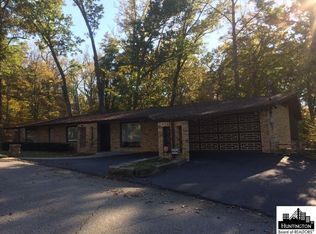 111 Roland Park Dr, Huntington, WV 25705