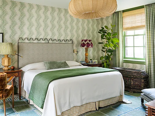 Sold by Douglas Elliman | media 10