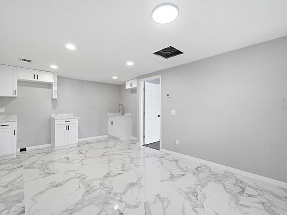5th image of 6224 Keller Dr #2