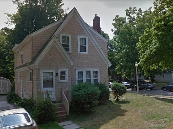 1st image of 202 Durand St