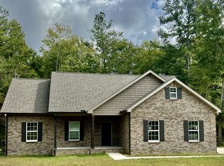 96 Willow Pointe Dr, Tullahoma, TN 37388