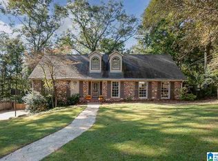 3750 River Oaks Ln, Mountain Brook, AL 35223