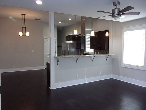 4th image of 350 Marion St #B