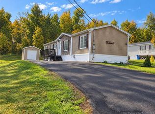 27 Kate St, Grand Falls, NB E3Z0A9