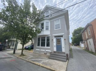 62 W North St #1, Carlisle, PA 17013