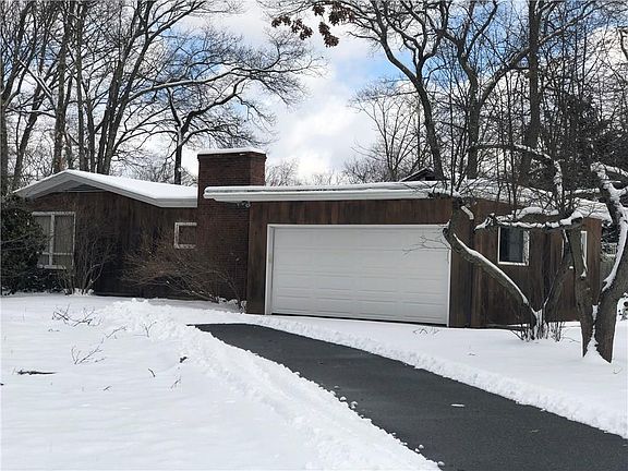 2nd image of 17 Woodhaven Dr