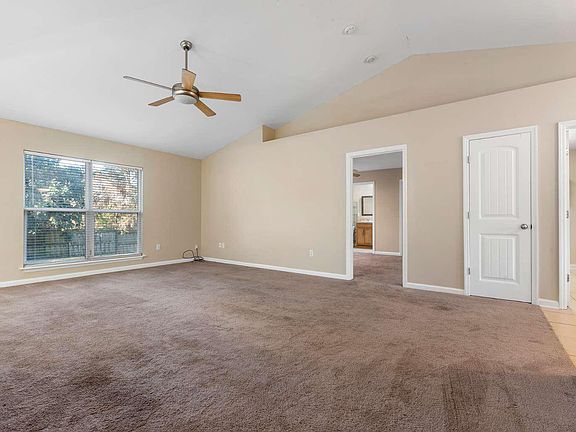 5th image of 218 NW Marble Way