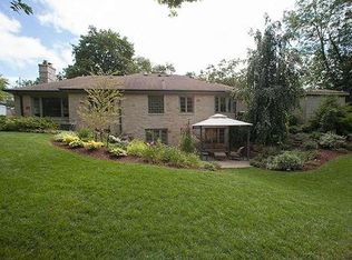104 Riverview Dr, Waterford, WI 53185