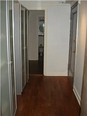 Rented by Akam Sales and Brokerage | media 4