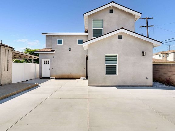 2nd image of 4643 N Pepperwood Ave