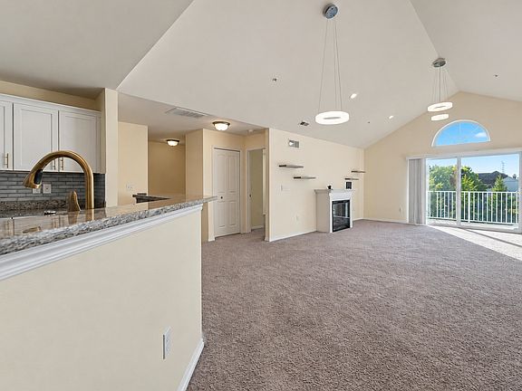 4th image of 45694 Aragon Ln