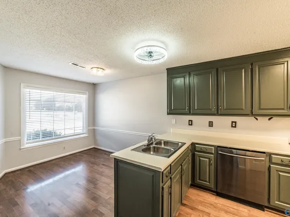 6851 Steeplechase Dr NW, Huntsville, AL 35806