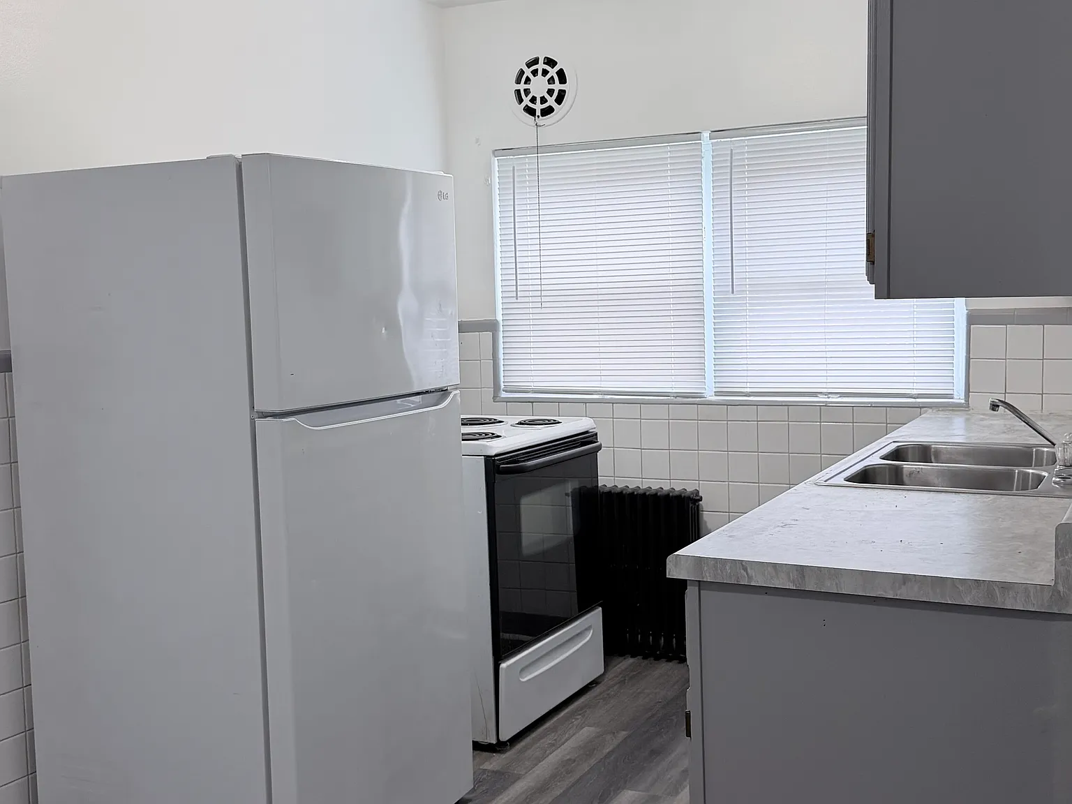 2 bed, $1,185 — Photo 3