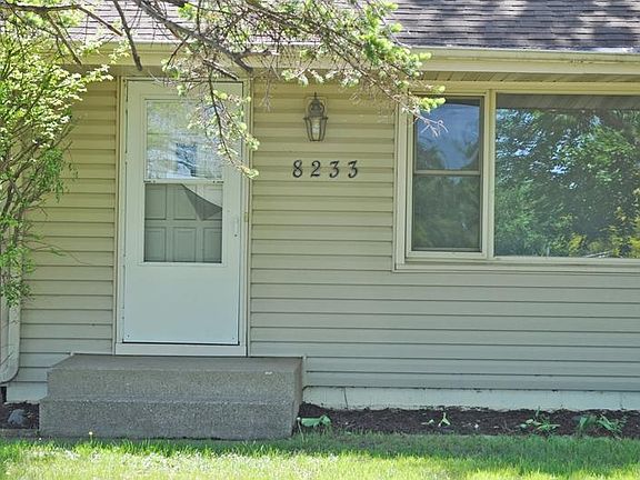 2nd image of 8233 Belden Blvd