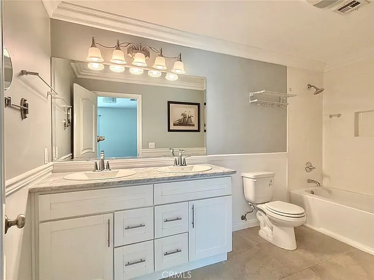 274 S Craig Ave — Photo 18