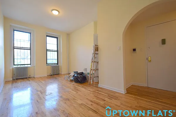 Rented by Uptown Flats LLC | media 10