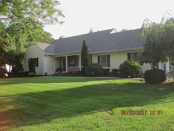 5th image of 41 Josica Dr