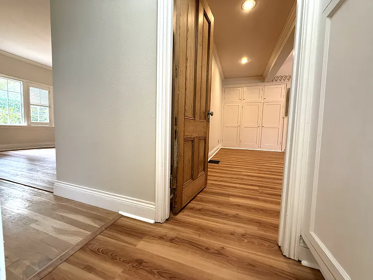1136 SW Gibbs St #A — Photo 11