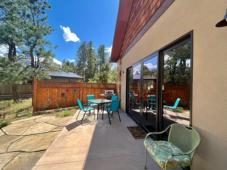 592 Badger Trl S — Photo 15