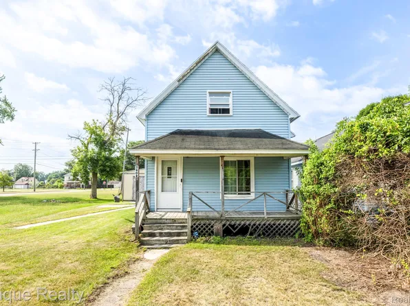 2808 Goulden St, Port Huron, MI 48060