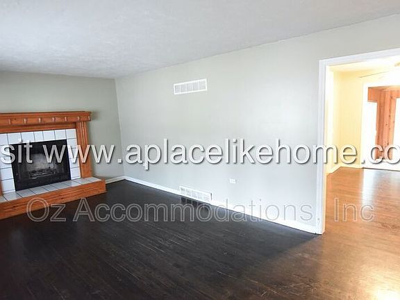 4th image of 5613 Sterling Ave