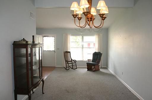 Living Room / Dining Room