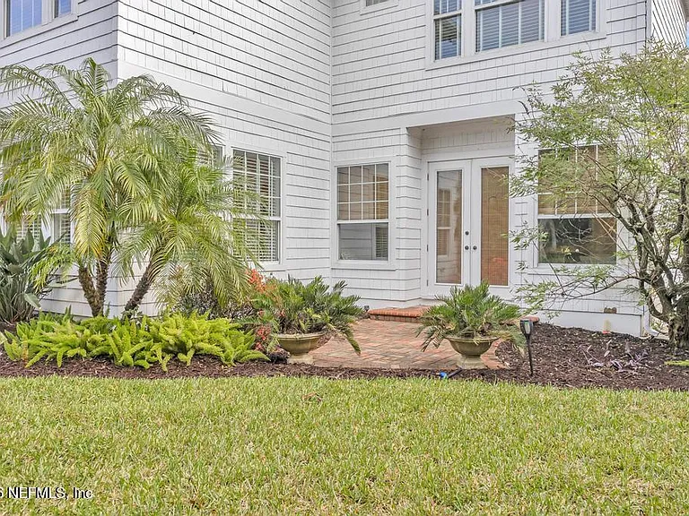 548 Le Master Dr — Photo 46