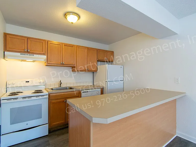 2153 27th Avenue Ct — Photo 4
