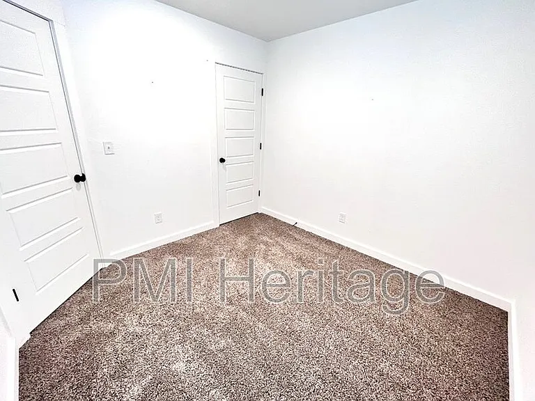 950 Ventnor Ave — Photo 9
