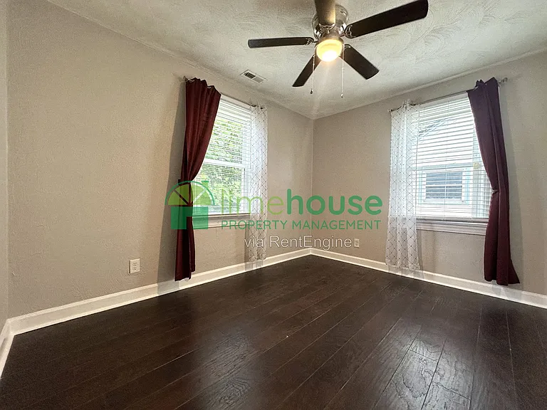 809 Cambridge Ave — Photo 15