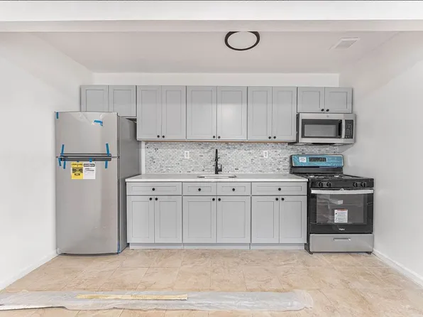 1400 Prospect Avenue image 3 of 9