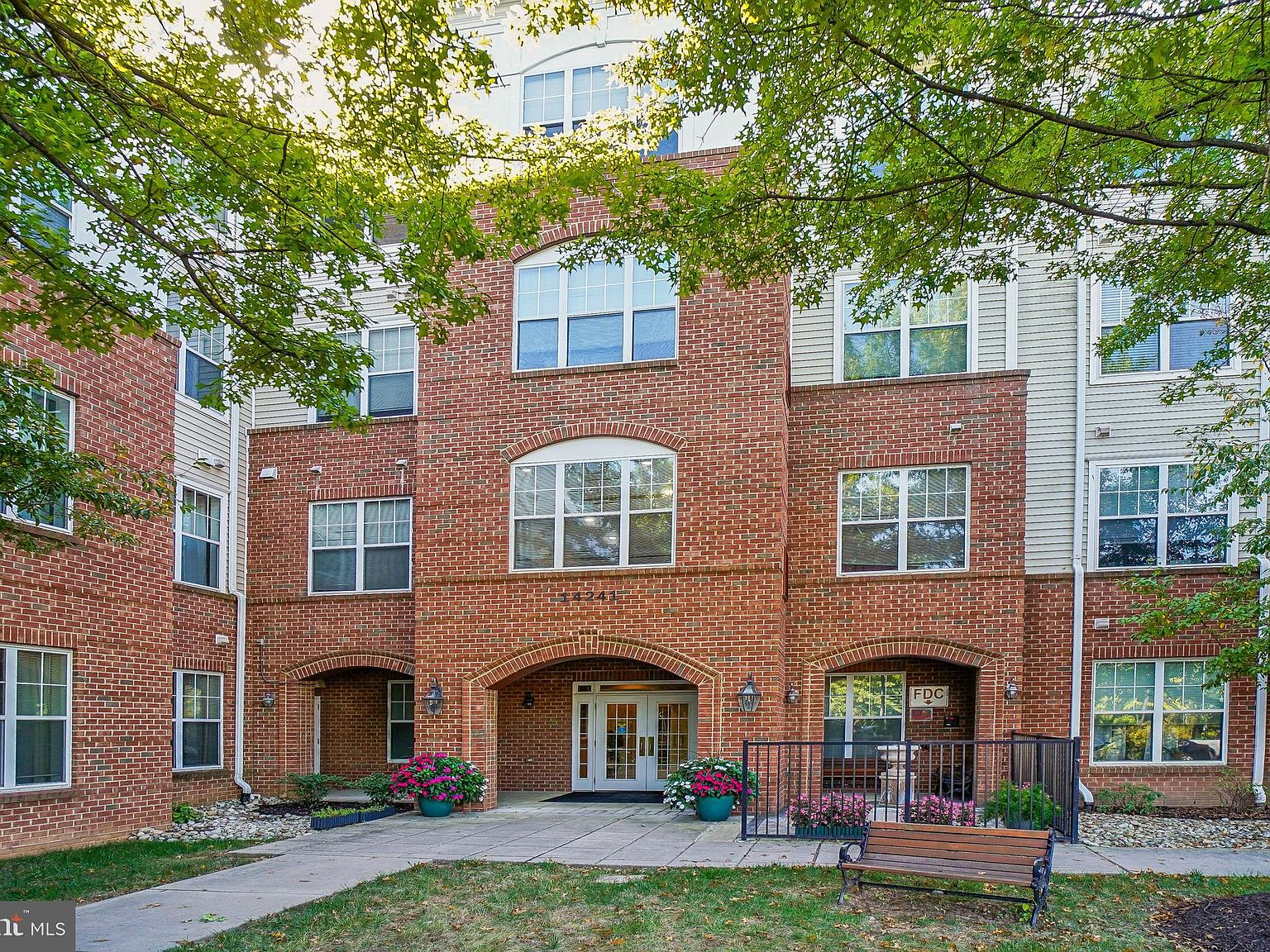 14241 Kings Crossing Blvd Unit 108, Boyds, MD 20841 | MLS #MDMC2202342 |  Zillow