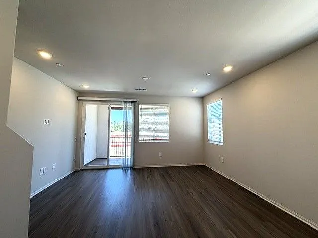 4731 Merida Way — Photo 29