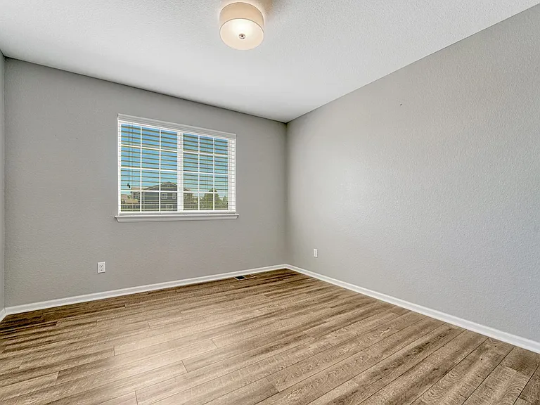 10732 Worthington Cir — Photo 21