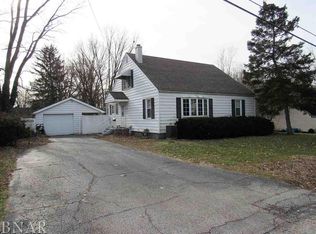 514 W Webster St, Clinton, IL 61727