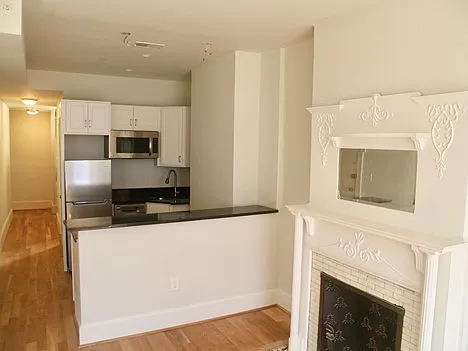 2125 N St NW #C — Photo 3