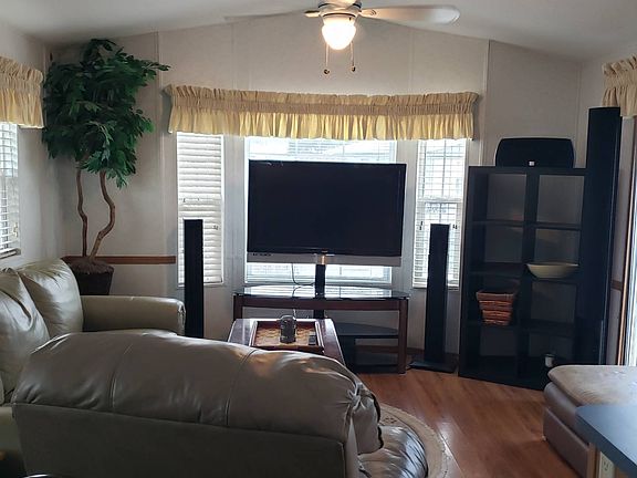3rd image of 14500 Tamiami Trl E #132