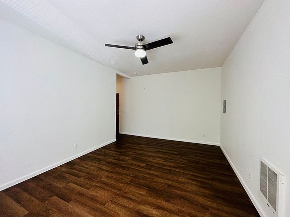 3rd image of 1502 Jackson St APT 204