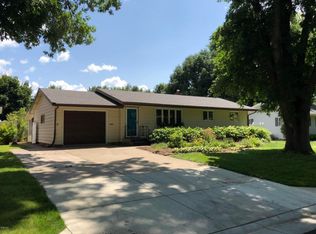 1305 17th St SW, Willmar, MN 56201