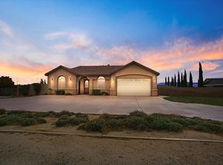 2338 W Avenue L4, Lancaster, CA