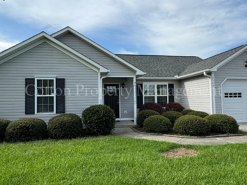 2504 Hawes Ct