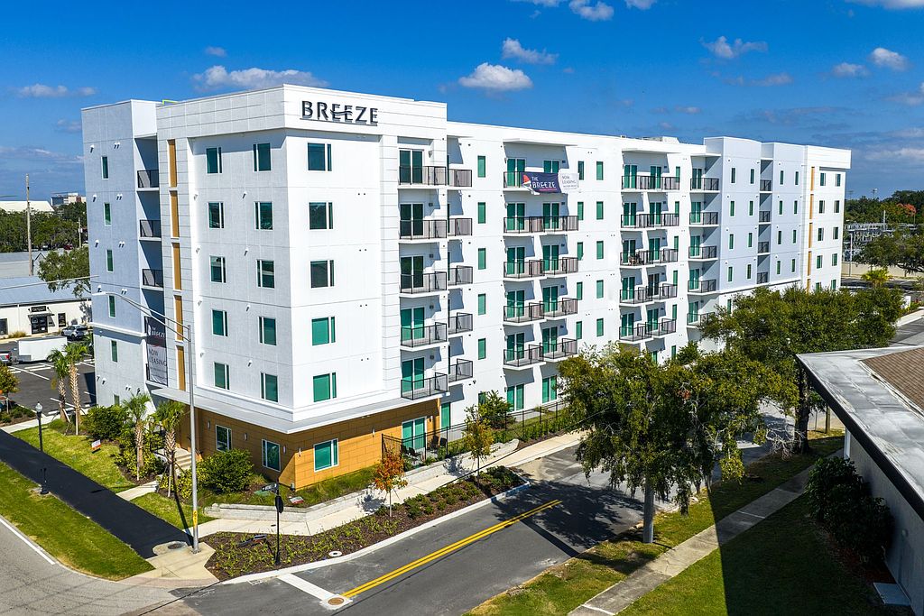 The Breeze - 265 Avenue E SW Winter Haven FL | Zillow