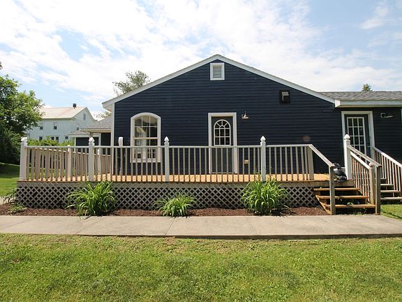 3rd image of 6564 Main St