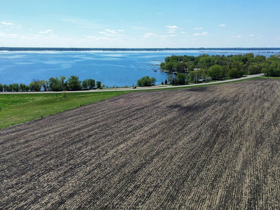 1st image of County Road 10 NE