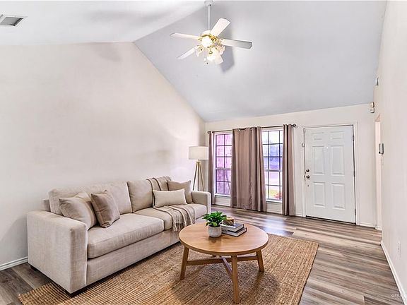 2nd image of 4604 Sandpiper Ave