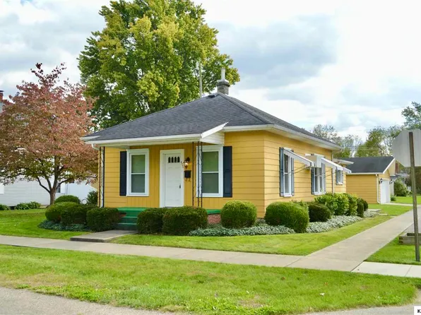 406 Ridgewood Ave, Mount Vernon, OH 43050